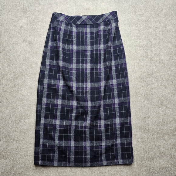 Chadwicks Dresses & Skirts - Chadwick’s Purple Plaid Wool Blend Long Pencil Skirt – Size 10 Tall